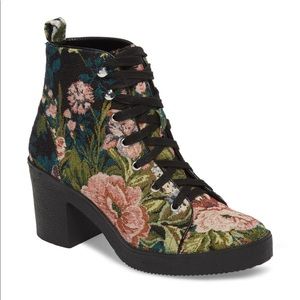 Steve Madden Abby Lace-Up Booties